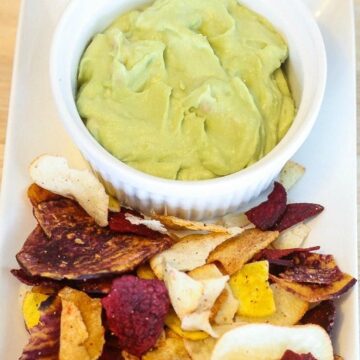This Avocado White Bean Hummus is simple to make, healthy and delicious!