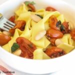 Easy Roasted Tomato & Garlic Pasta | Lauren Kelly Nutrition