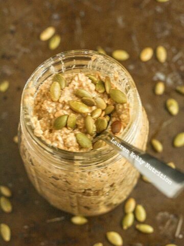 Pumpkin Spice Overnight Oats are healthy, vegan and gluten-free!