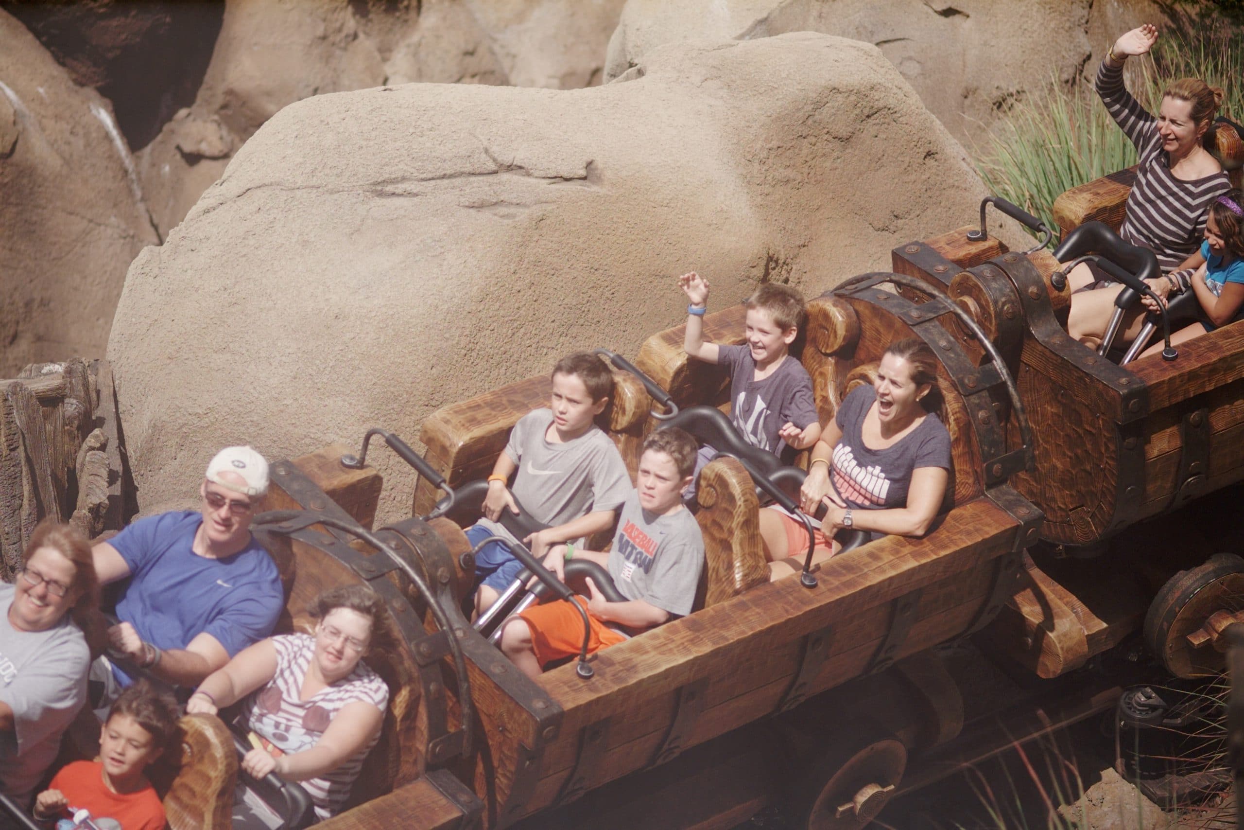 mine train family disney2