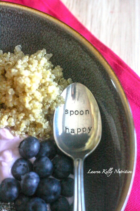 Healthy Breakfast Bowl @LoveMySilk #SpoonfulOfSilk #vegan #dairyfree