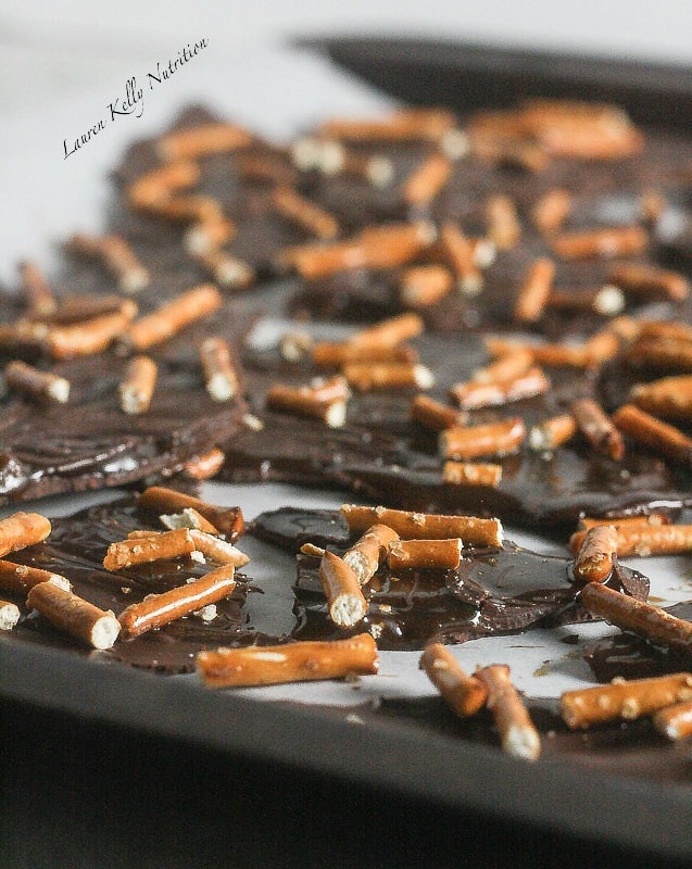 Dark Chocolate Salted Caramel Pretzel Bark #vegan #glutenfree #dairyfree