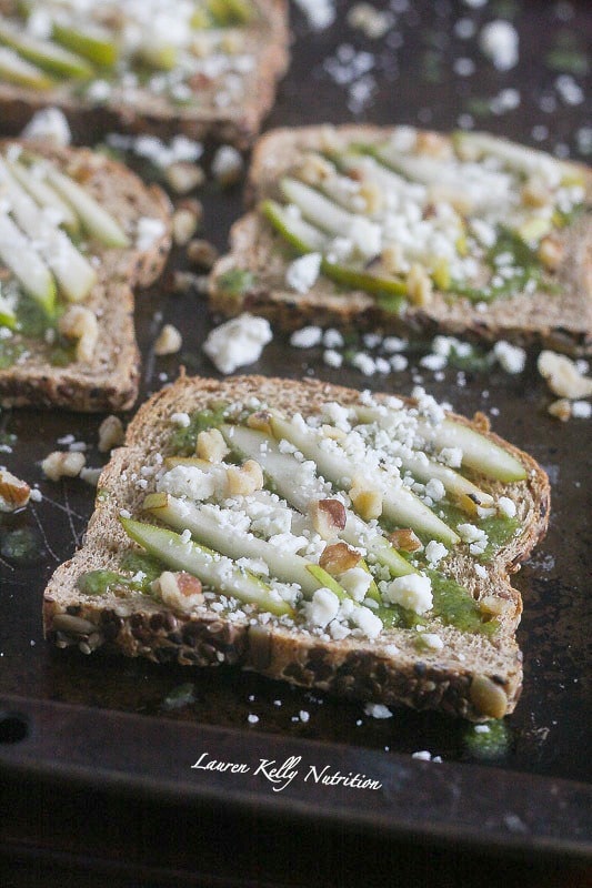 The Toast with The Most,make your toast delicious with Dave's Killer Bread and Lauren Kelly Nutrition, Walnut Pesto with Sliced Pears and Gorgonzola Cheese on Toast