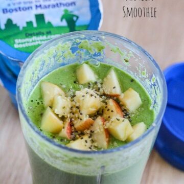 Green Protein Smoothie is the perfect, healthy way to start your day! www.laurenkellynutrition.com