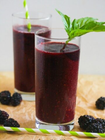 This Blackberry Basil Slush is the perfect, healthy way to cool you off this summer! #sugarefree #vegan