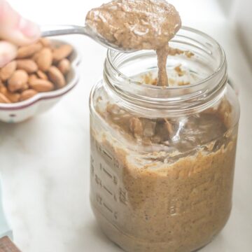 This delicious Coconut Almond Butter is vegan, healthy and simple to make! www.laurenkellynutrition.com