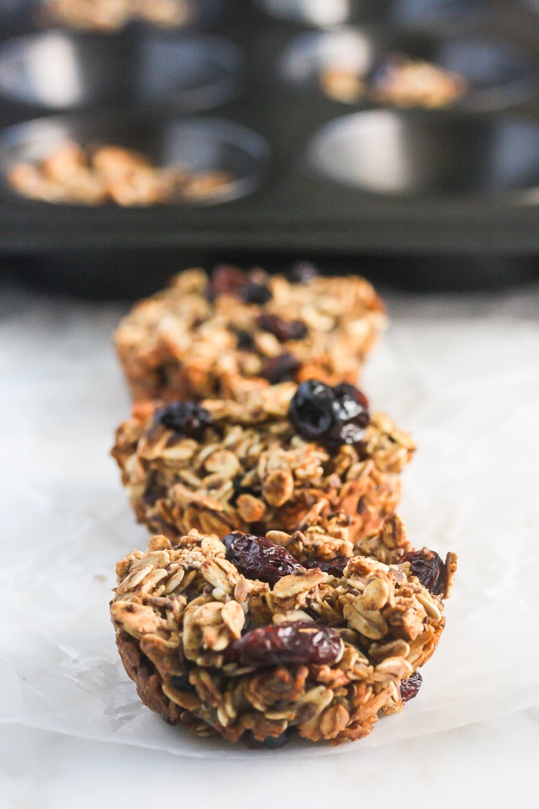 These Mixed Berry Oatmeal Cups make the perfect healthy, on-the-go breakfast!