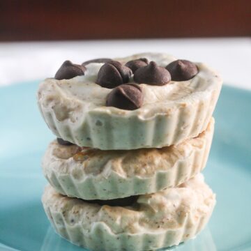 With just three simple ingredients, these Frozen Yogurt Almond Butter Cups are simple to make, healthy and delicious!